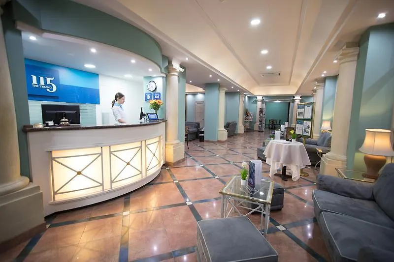 Strand Suites By Neu Collective Gzira 3*,