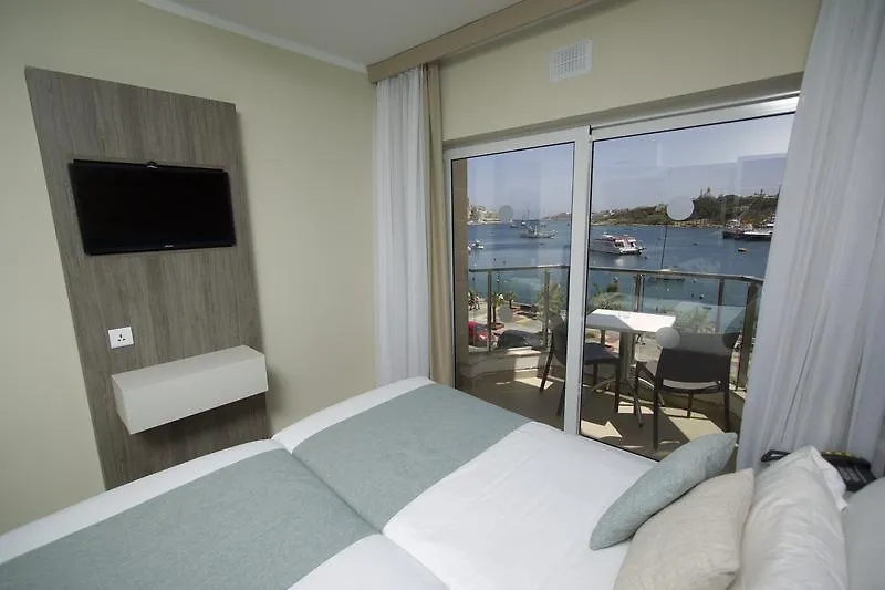 Strand Suites By Neu Collective Gzira 3*,  Malta